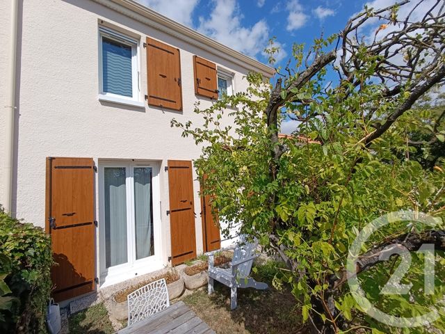 maison à vendre - 4 pièces - 76.0 m2 - LA ROCHELLE - 17 - POITOU-CHARENTES - Century 21 Agence Du Centre Ville