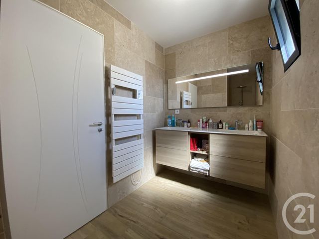 maison à vendre - 5 pièces - 91.6 m2 - ST OUEN D AUNIS - 17 - POITOU-CHARENTES - Century 21 Agence Du Centre Ville
