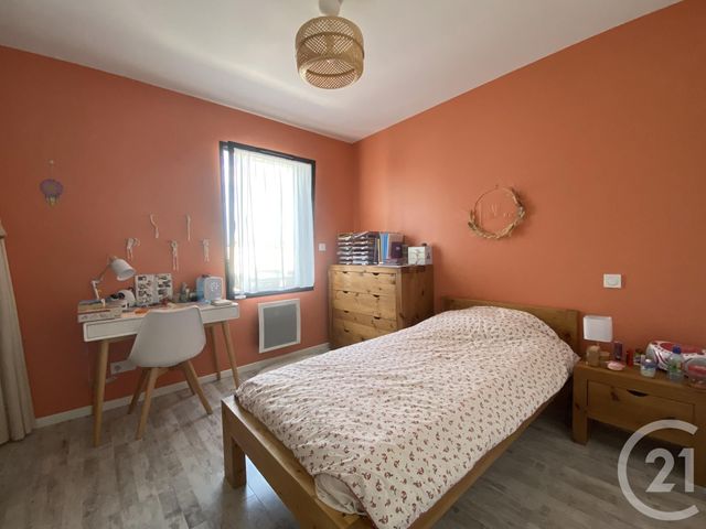 maison à vendre - 5 pièces - 91.6 m2 - ST OUEN D AUNIS - 17 - POITOU-CHARENTES - Century 21 Agence Du Centre Ville