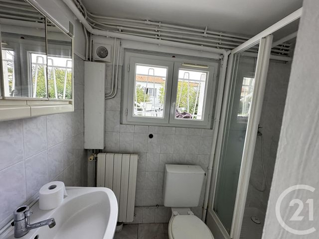 maison à louer - 6 pièces - 129.06 m2 - LA ROCHELLE - 17 - POITOU-CHARENTES - Century 21 Agence Du Centre Ville