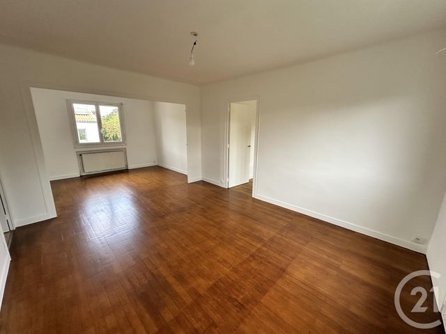 maison à louer - 6 pièces - 129.06 m2 - LA ROCHELLE - 17 - POITOU-CHARENTES - Century 21 Agence Du Centre Ville