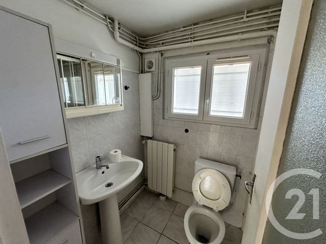 maison à louer - 6 pièces - 129.06 m2 - LA ROCHELLE - 17 - POITOU-CHARENTES - Century 21 Agence Du Centre Ville