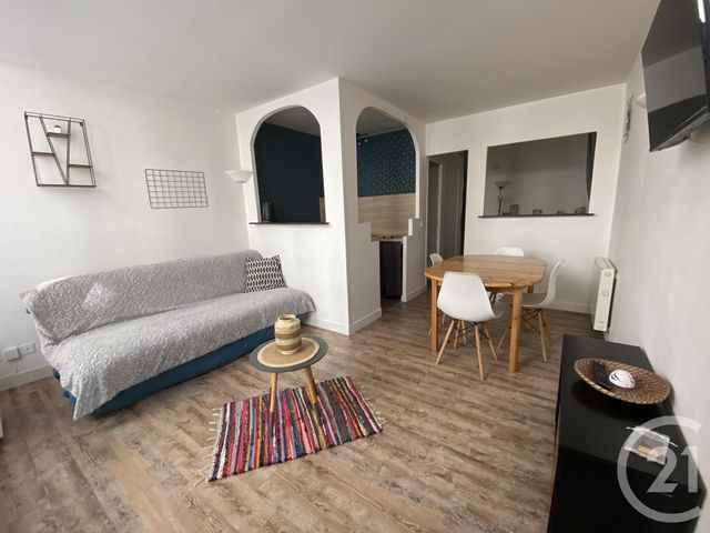 Appartement Studio à vendre - 1 pièce - 25.06 m2 - LA ROCHELLE - 17 - POITOU-CHARENTES - Century 21 Agence Du Centre Ville