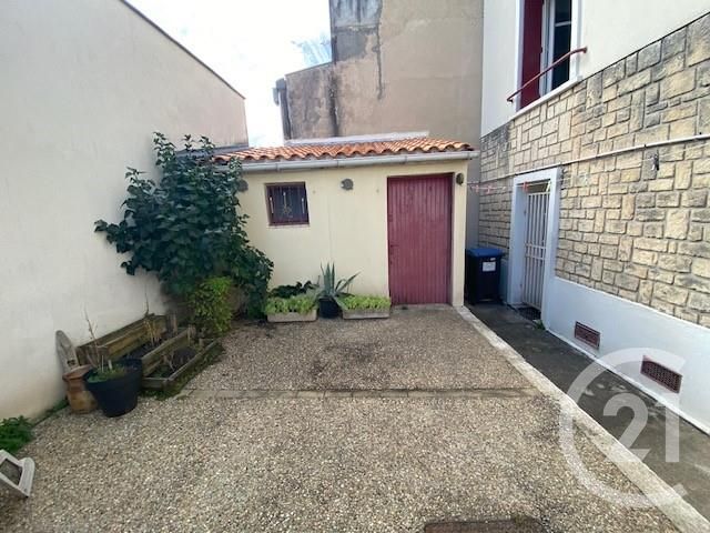 Afficher la photo en grand Appartement T3 à vendre - 3 pièces - 62.86 m2 - LA ROCHELLE - 17 - POITOU-CHARENTES - Century 21 Agence Du Centre Ville