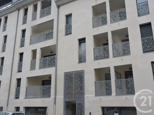 parking à louer - 14.3 m2 - LA ROCHELLE - 17 - POITOU-CHARENTES - Century 21 Agence Du Centre Ville