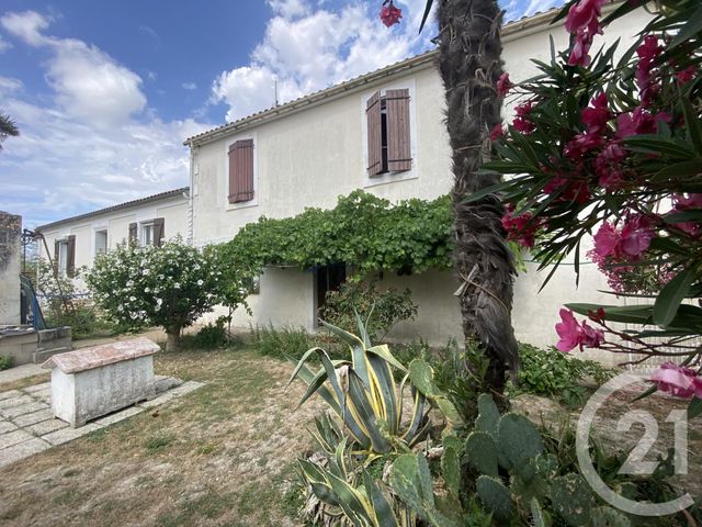 maison à vendre - 6 pièces - 193.58 m2 - L ILE D ELLE - 85 - PAYS-DE-LOIRE - Century 21 Agence Du Centre Ville