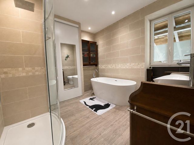 maison à vendre - 6 pièces - 193.58 m2 - L ILE D ELLE - 85 - PAYS-DE-LOIRE - Century 21 Agence Du Centre Ville