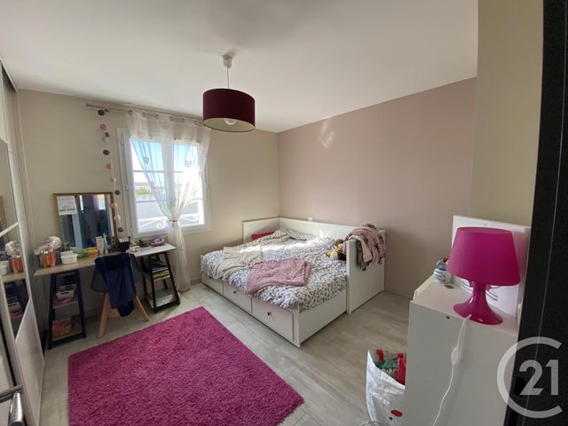 maison à vendre - 7 pièces - 173.17 m2 - PERIGNY - 17 - POITOU-CHARENTES - Century 21 Agence Du Centre Ville