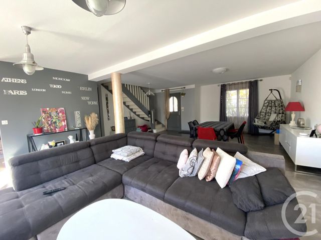 maison à vendre - 7 pièces - 173.17 m2 - PERIGNY - 17 - POITOU-CHARENTES - Century 21 Agence Du Centre Ville