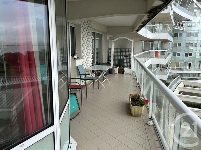Appartement F2 à louer - 3 pièces - 62.2 m2 - LA ROCHELLE - 17 - POITOU-CHARENTES - Century 21 Agence Du Centre Ville