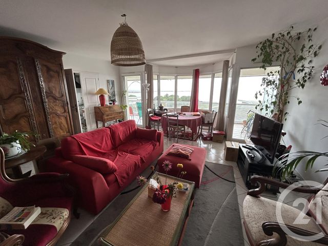 Appartement F2 à louer - 3 pièces - 62.2 m2 - LA ROCHELLE - 17 - POITOU-CHARENTES - Century 21 Agence Du Centre Ville