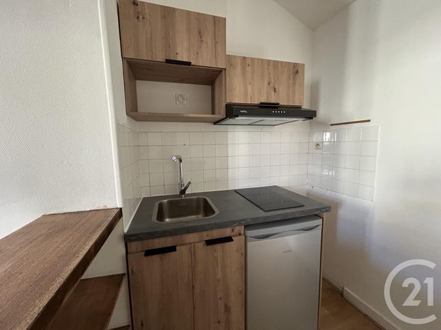 Appartement F2 à louer - 2 pièces - 31.98 m2 - LA ROCHELLE - 17 - POITOU-CHARENTES - Century 21 Agence Du Centre Ville