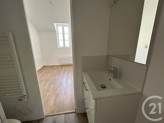 Appartement F2 à louer - 2 pièces - 31.98 m2 - LA ROCHELLE - 17 - POITOU-CHARENTES - Century 21 Agence Du Centre Ville