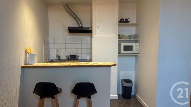 Appartement Studio à louer - 1 pièce - 27.87 m2 - LA ROCHELLE - 17 - POITOU-CHARENTES - Century 21 Agence Du Centre Ville