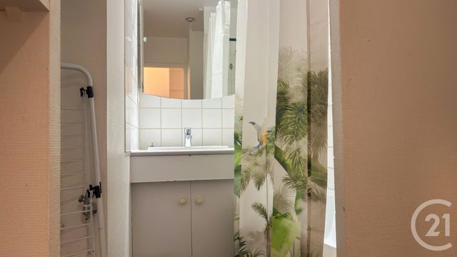 Appartement Studio à louer - 1 pièce - 27.87 m2 - LA ROCHELLE - 17 - POITOU-CHARENTES - Century 21 Agence Du Centre Ville