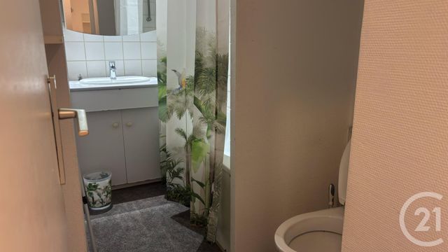 Appartement Studio à louer - 1 pièce - 27.87 m2 - LA ROCHELLE - 17 - POITOU-CHARENTES - Century 21 Agence Du Centre Ville