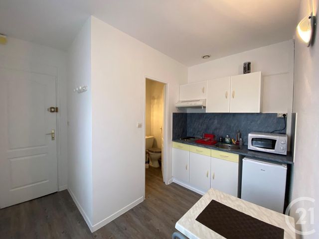 Appartement Studio à louer - 1 pièce - 20.8 m2 - LA ROCHELLE - 17 - POITOU-CHARENTES - Century 21 Agence Du Centre Ville