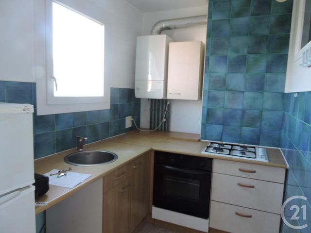 Appartement T4 à louer - 4 pièces - 74.92 m2 - LA ROCHELLE - 17 - POITOU-CHARENTES - Century 21 Agence Du Centre Ville