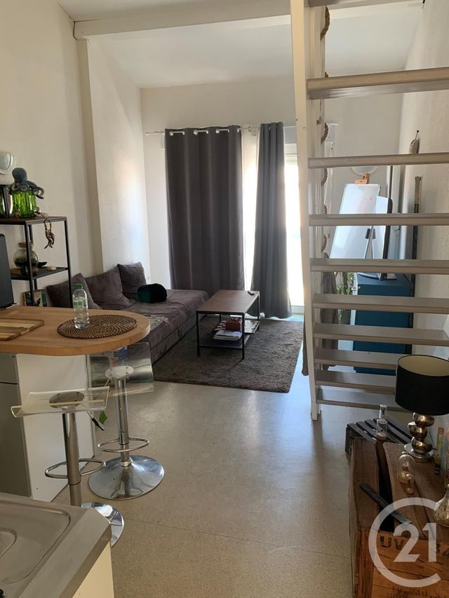 Appartement Studio à louer - 1 pièce - 37.66 m2 - LA ROCHELLE - 17 - POITOU-CHARENTES - Century 21 Agence Du Centre Ville