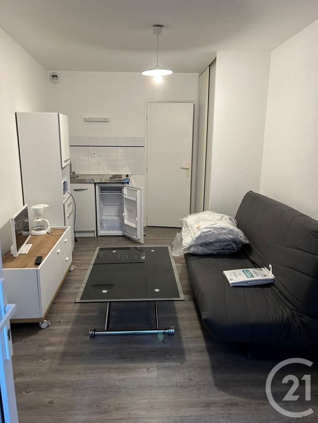 Appartement Studio à louer - 1 pièce - 15.6 m2 - LA ROCHELLE - 17 - POITOU-CHARENTES - Century 21 Agence Du Centre Ville
