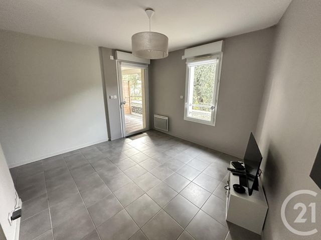 Appartement à louer - 2 pièces - 39.66 m2 - LA ROCHELLE - 17 - POITOU-CHARENTES - Century 21 Agence Du Centre Ville