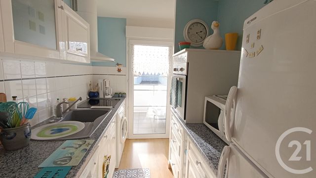 Appartement T3 à vendre - 3 pièces - 59.65 m2 - LA ROCHELLE - 17 - POITOU-CHARENTES - Century 21 Agence Du Centre Ville