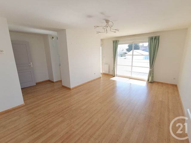 Appartement T3 à vendre - 3 pièces - 60.0 m2 - LA ROCHELLE - 17 - POITOU-CHARENTES - Century 21 Agence Du Centre Ville