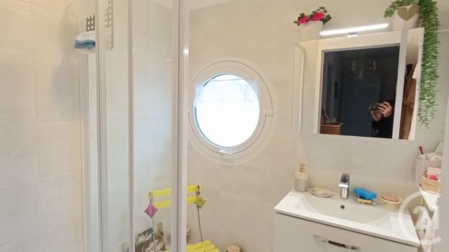 Appartement T3 à vendre - 3 pièces - 59.65 m2 - LA ROCHELLE - 17 - POITOU-CHARENTES - Century 21 Agence Du Centre Ville