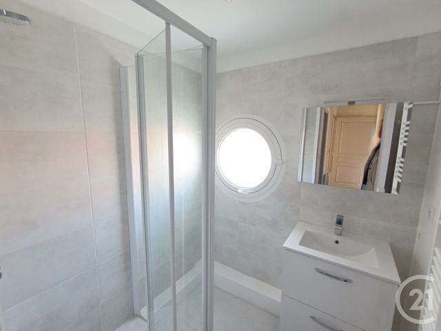 Appartement T3 à vendre - 3 pièces - 60.0 m2 - LA ROCHELLE - 17 - POITOU-CHARENTES - Century 21 Agence Du Centre Ville