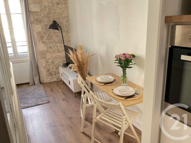 Appartement F2 à louer - 2 pièces - 26.17 m2 - LA ROCHELLE - 17 - POITOU-CHARENTES - Century 21 Agence Du Centre Ville