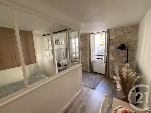 Appartement F2 à louer - 2 pièces - 26.17 m2 - LA ROCHELLE - 17 - POITOU-CHARENTES - Century 21 Agence Du Centre Ville