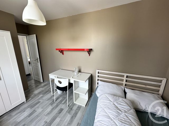 Chambre à louer - 1 pièce - 9.0 m2 - LA ROCHELLE - 17 - POITOU-CHARENTES - Century 21 Agence Du Centre Ville