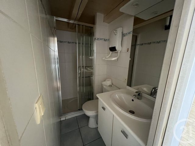 Appartement Studio à louer - 1 pièce - 16.25 m2 - LA ROCHELLE - 17 - POITOU-CHARENTES - Century 21 Agence Du Centre Ville