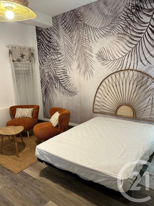 Appartement Studio à louer - 1 pièce - 27.32 m2 - LA ROCHELLE - 17 - POITOU-CHARENTES - Century 21 Agence Du Centre Ville