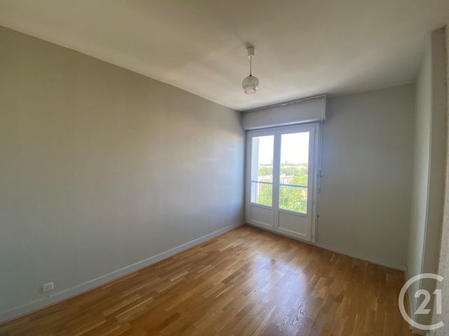 Appartement F5 à louer - 5 pièces - 95.16 m2 - LA ROCHELLE - 17 - POITOU-CHARENTES - Century 21 Agence Du Centre Ville