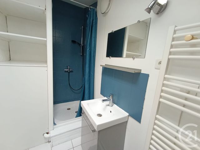 Appartement T3 à vendre - 3 pièces - 48.2 m2 - LA ROCHELLE - 17 - POITOU-CHARENTES - Century 21 Agence Du Centre Ville