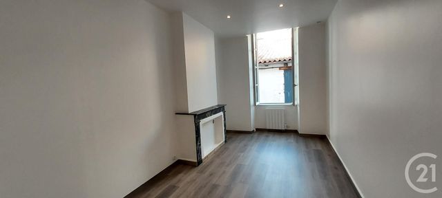 Appartement à louer - 4 pièces - 63.56 m2 - LA ROCHELLE - 17 - POITOU-CHARENTES - Century 21 Agence Du Centre Ville