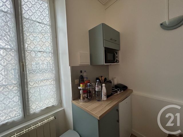 Appartement F1 à louer - 1 pièce - 22.0 m2 - LA ROCHELLE - 17 - POITOU-CHARENTES - Century 21 Agence Du Centre Ville