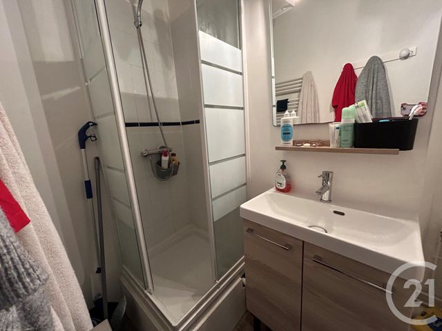 Appartement F1 à louer - 1 pièce - 22.0 m2 - LA ROCHELLE - 17 - POITOU-CHARENTES - Century 21 Agence Du Centre Ville