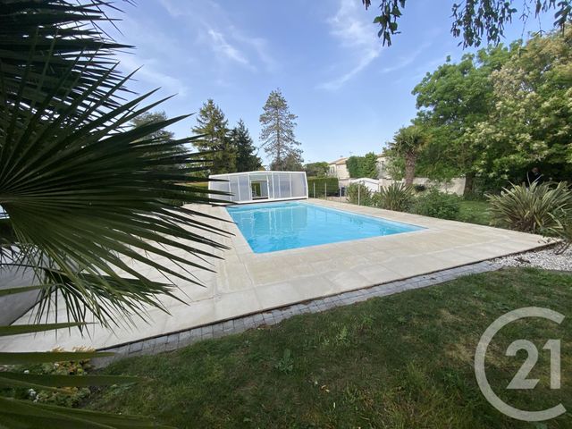 maison à vendre - 7 pièces - 156.52 m2 - LA JARRIE - 17 - POITOU-CHARENTES - Century 21 Agence Du Centre Ville