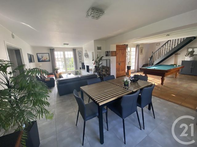 maison à vendre - 7 pièces - 156.52 m2 - LA JARRIE - 17 - POITOU-CHARENTES - Century 21 Agence Du Centre Ville