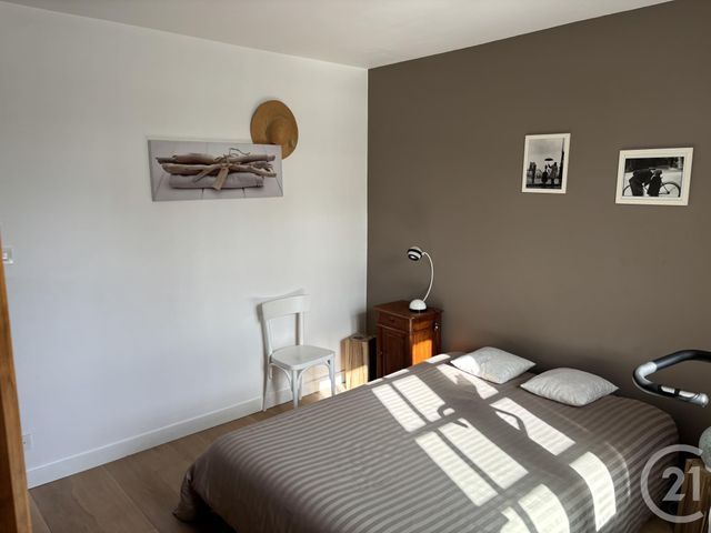 maison à vendre - 7 pièces - 156.52 m2 - LA JARRIE - 17 - POITOU-CHARENTES - Century 21 Agence Du Centre Ville