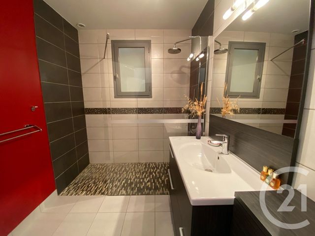 maison à vendre - 7 pièces - 156.52 m2 - LA JARRIE - 17 - POITOU-CHARENTES - Century 21 Agence Du Centre Ville