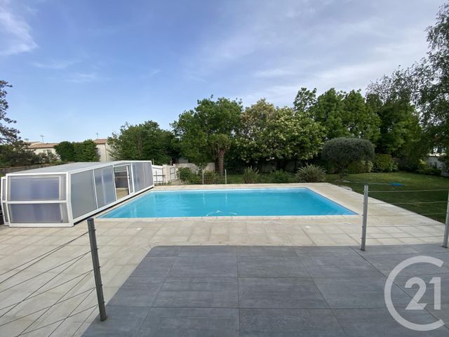 maison à vendre - 7 pièces - 156.52 m2 - LA JARRIE - 17 - POITOU-CHARENTES - Century 21 Agence Du Centre Ville