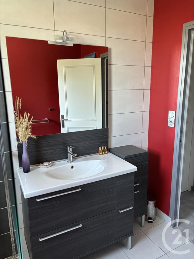 maison à vendre - 7 pièces - 156.52 m2 - LA JARRIE - 17 - POITOU-CHARENTES - Century 21 Agence Du Centre Ville