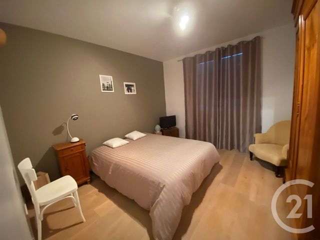 maison à vendre - 7 pièces - 156.52 m2 - LA JARRIE - 17 - POITOU-CHARENTES - Century 21 Agence Du Centre Ville