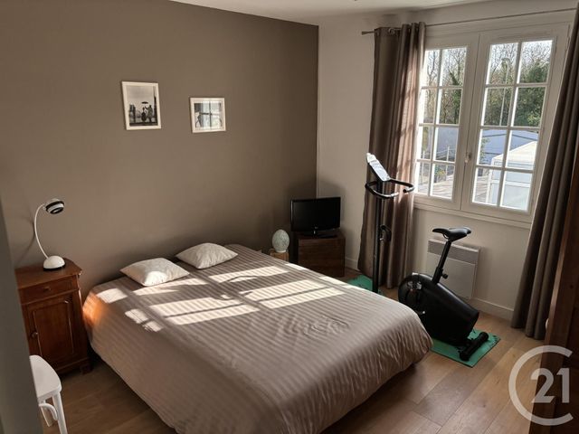 maison à vendre - 7 pièces - 156.52 m2 - LA JARRIE - 17 - POITOU-CHARENTES - Century 21 Agence Du Centre Ville