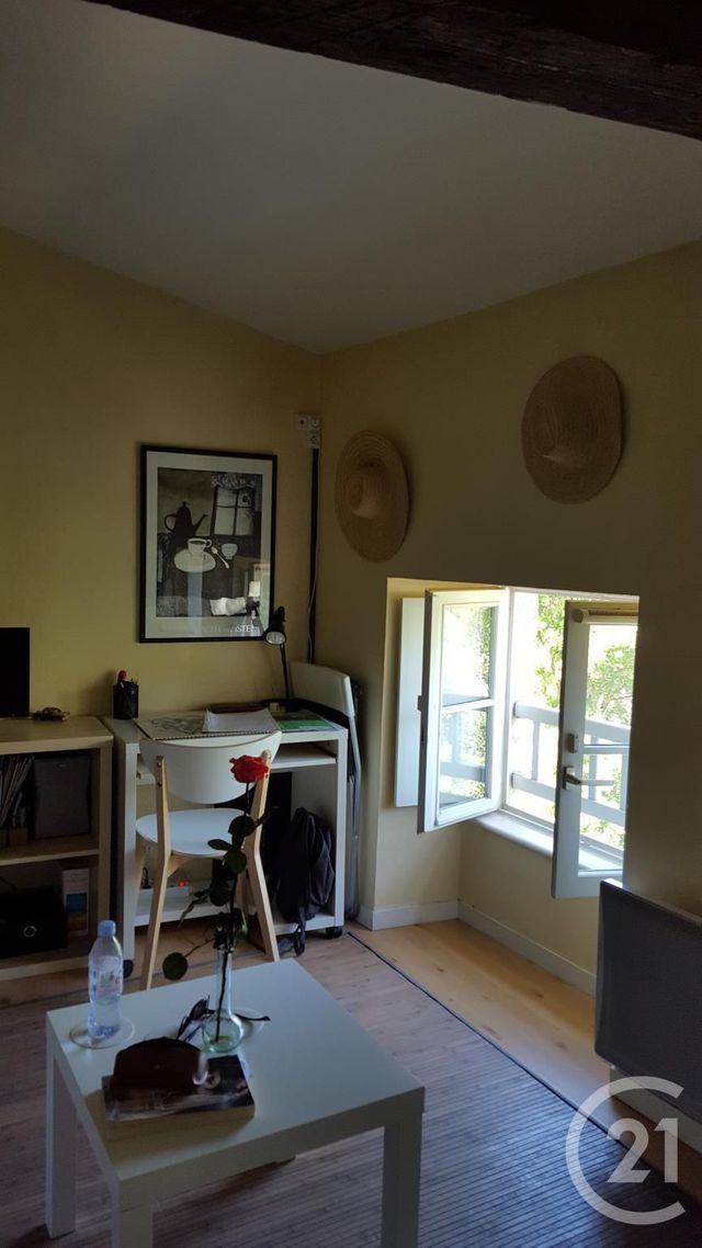 Appartement Studio à louer - 1 pièce - 21.85 m2 - LA ROCHELLE - 17 - POITOU-CHARENTES - Century 21 Agence Du Centre Ville