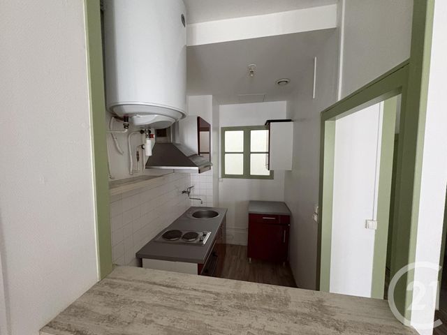 Appartement Studio à louer - 1 pièce - 28.0 m2 - LA ROCHELLE - 17 - POITOU-CHARENTES - Century 21 Agence Du Centre Ville