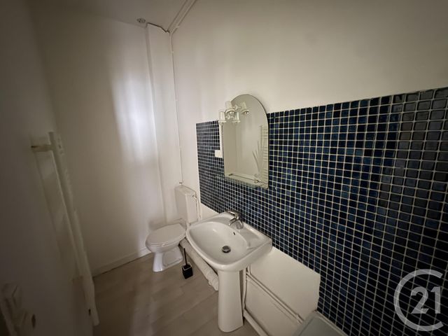 Appartement Studio à louer - 1 pièce - 28.0 m2 - LA ROCHELLE - 17 - POITOU-CHARENTES - Century 21 Agence Du Centre Ville
